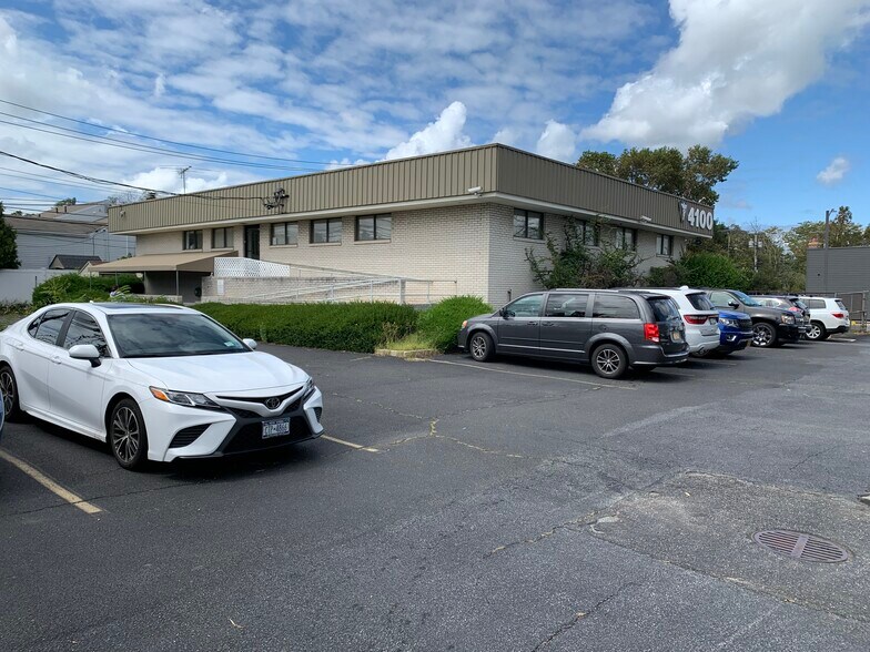 More Photos Of 4100 Duff Pl, Seaford Medical For Sale
