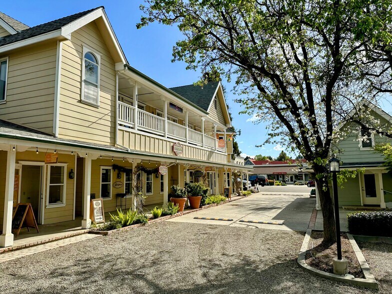 More Photos Of 2933 Grand Ave, Los Olivos General Retail For Sale