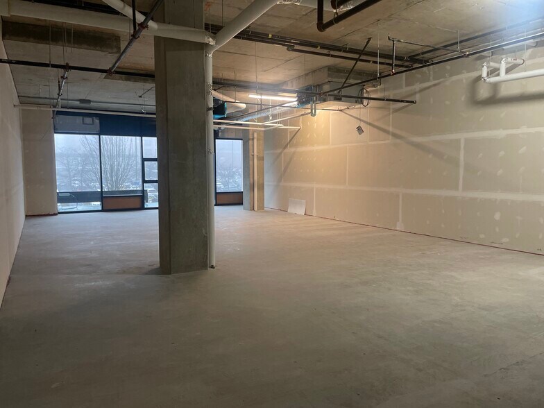 More Photos Of 1526 Finlay St, White Rock Apartments For Sale