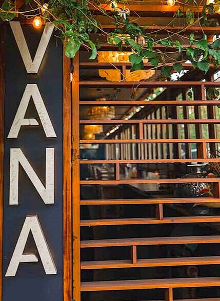 More Photos Of 93 Hana Hwy, Paia Hotel For Lease