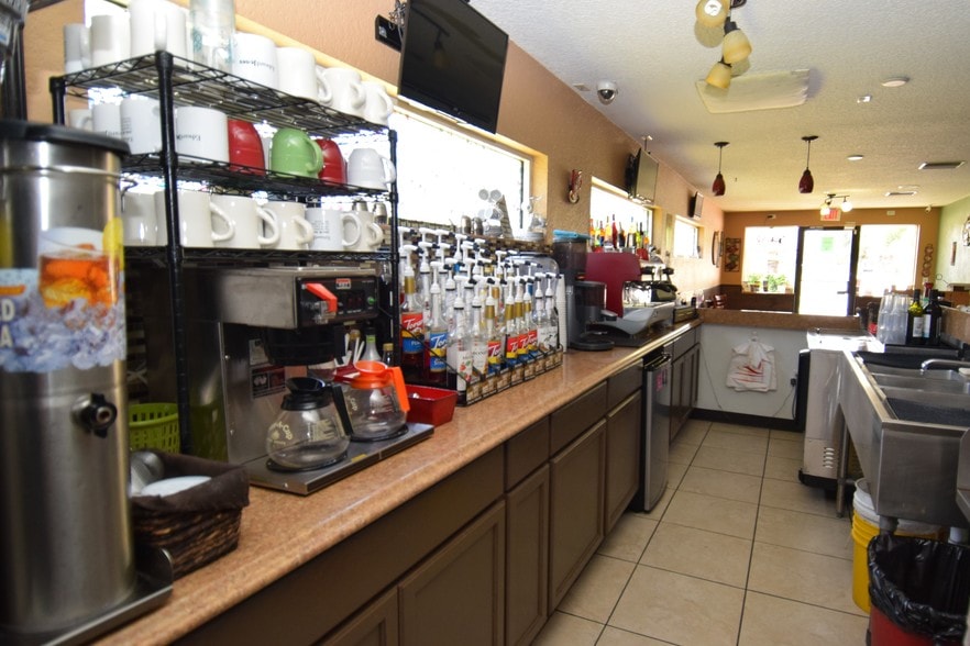 More Photos Of 9576 N Citrus Springs Blvd, Citrus Springs Restaurant For Lease