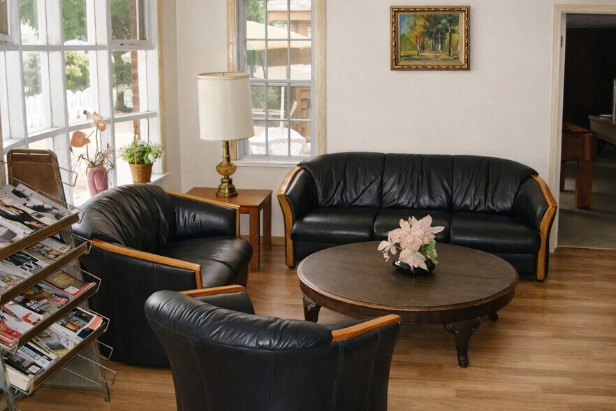 More Photos Of 9 Solway Rd, Saugerties Specialty For Sale