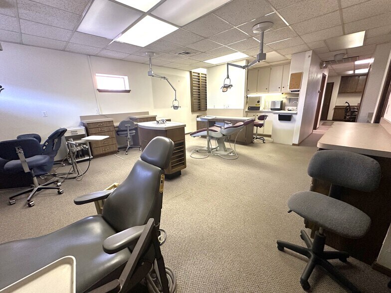 More Photos Of 2812-2816 W Hefner Rd, Oklahoma City Office For Lease
