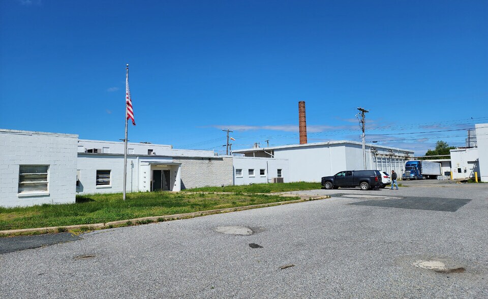 Primary Photo Of 502 Factory Ave, Ridgely Industrial For Sale
