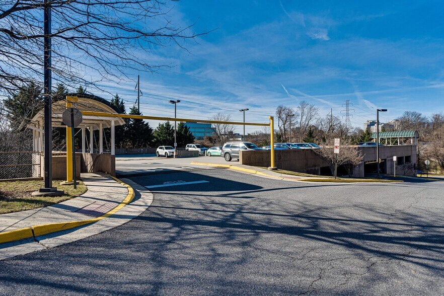 More Photos Of 1984 Isaac Newton Sq W, Reston Office For Lease