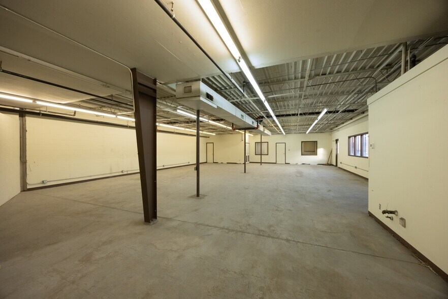 More Photos Of 901 SW 4th Ave, Amarillo Warehouse For Lease