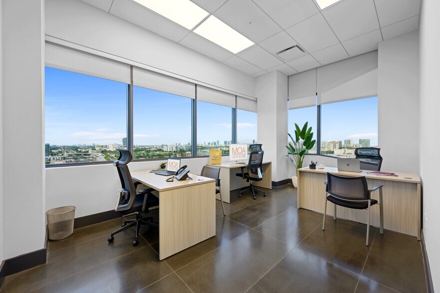 More Photos Of 19790 W Dixie Hwy, Aventura Office For Lease