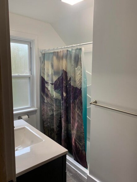 More Photos Of 2303 15th St, Troy Storefront For Sale