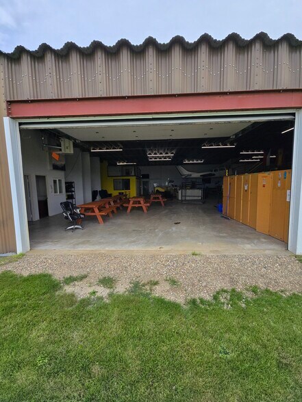 More Photos Of 1041 Hwy 54, Innisfail Refrigeration Cold Storage For Lease