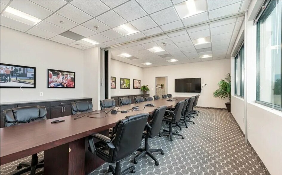 More Photos Of 2391 Brandermill Blvd, Gambrills Medical For Sale