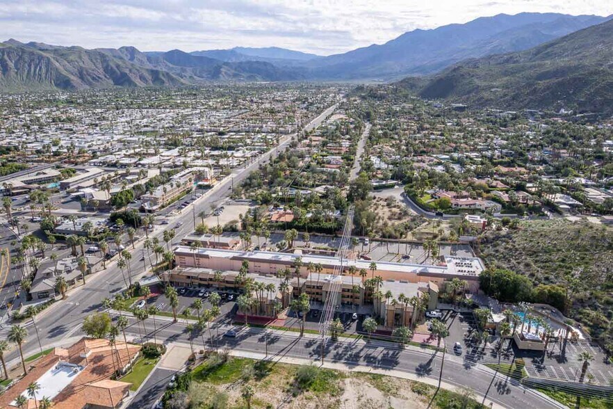 More Photos Of 1633 S Palm Canyon Dr, Palm Springs Hotel For Sale
