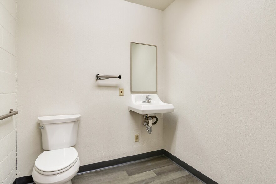 More Photos Of 538 E Stuart Ave, Redlands Unknown For Sale