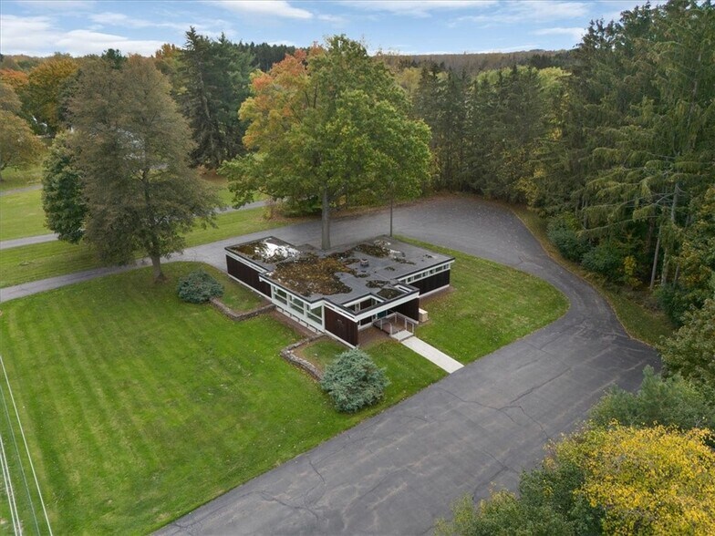 More Photos Of 5973 Walworth Rd, Ontario Medical For Sale