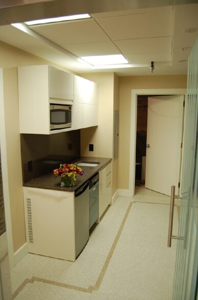 More Photos Of 109 State St, Boston Office For Lease