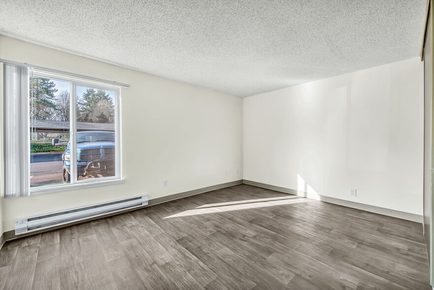 More Photos Of 10200 SW Conestoga Dr, Beaverton Multifamily For Sale