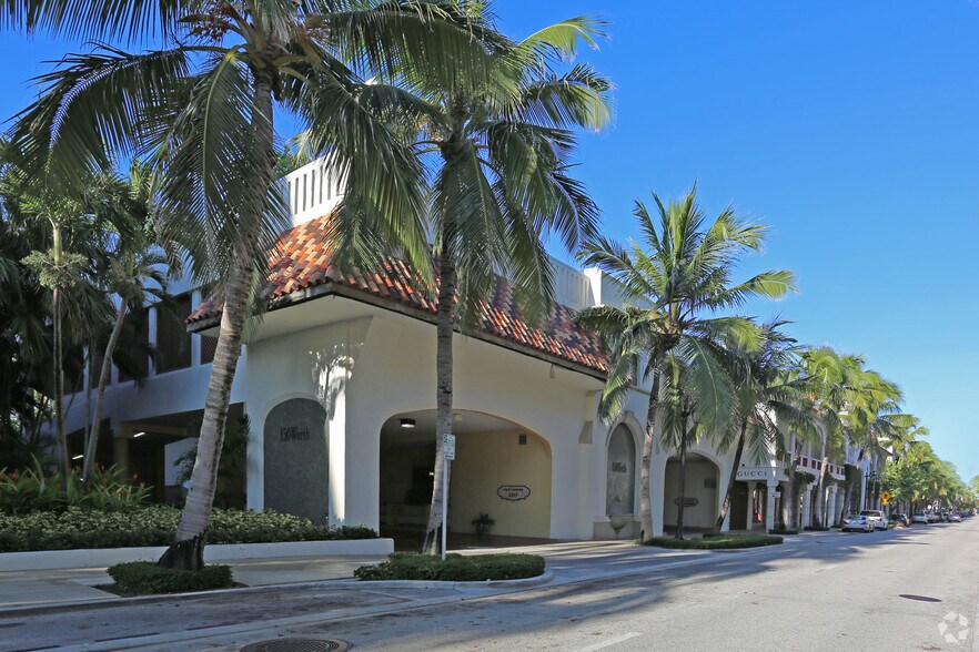 More Photos Of 150 Worth Ave, Palm Beach Storefront Retail Office For Lease