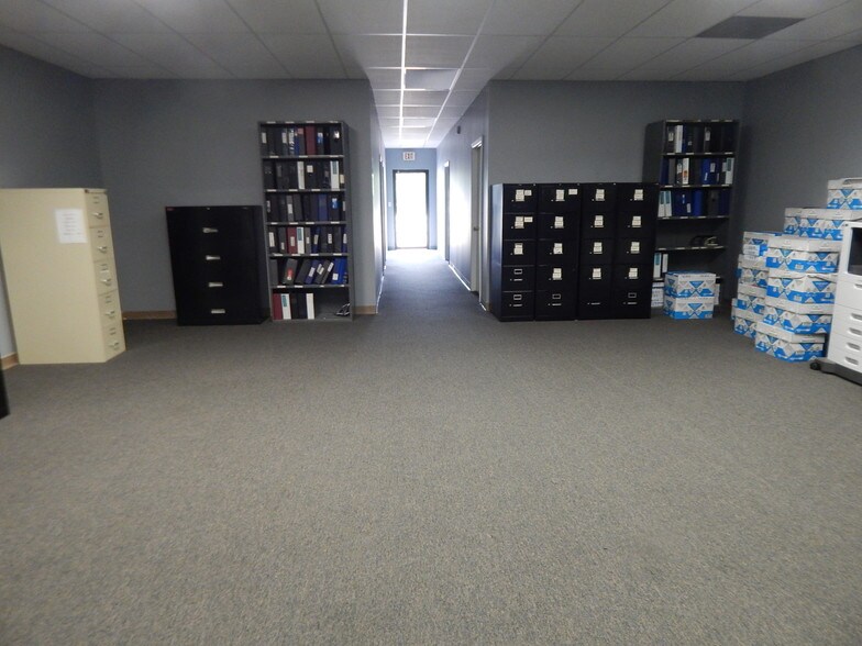 More Photos Of 585 Tennessee Gas Rd, Greenville Office For Sale