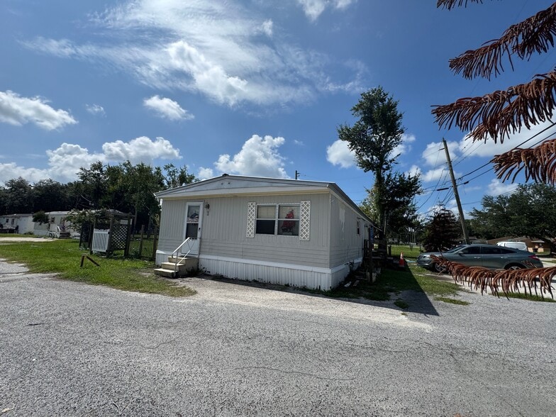 More Photos Of 6035 Norton Rd, Lakeland Manufactured Housing Mobile Home Park For Sale