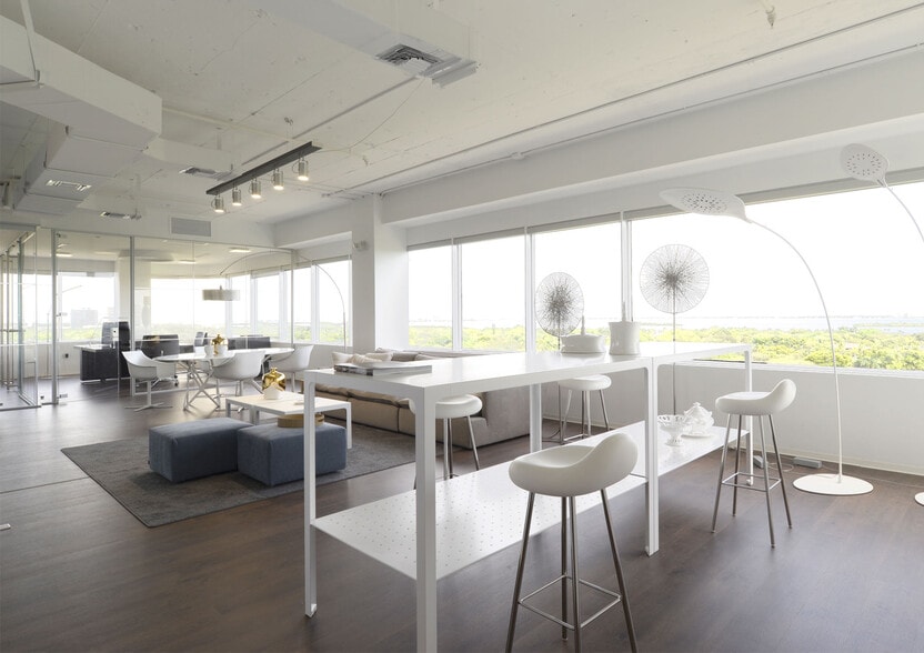 More Photos Of 4770 Biscayne Blvd, Miami Office For Sale
