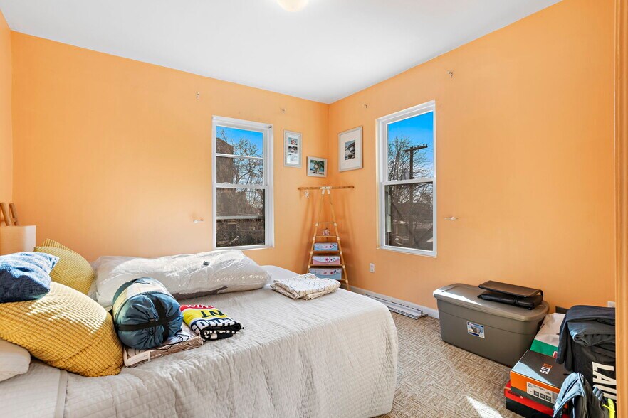 More Photos Of 201 16th St, Union City Storefront Retail Residential For Sale