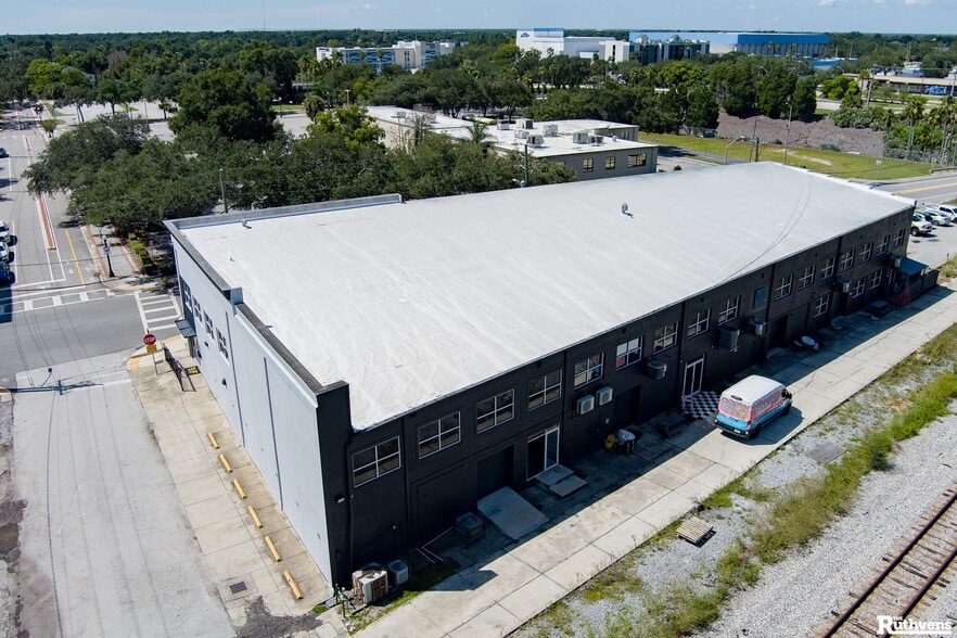 More Photos Of 305 W Main St, Lakeland Storefront Retail Office For Sale