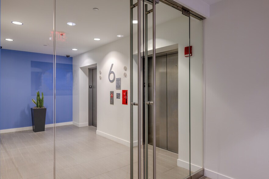 More Photos Of 10 Memorial Blvd, Providence Office For Lease