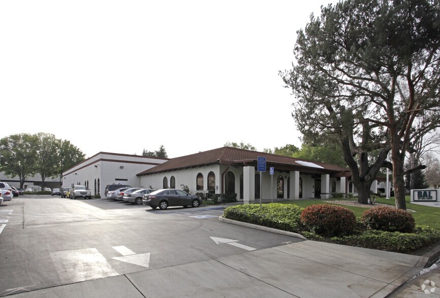 More Photos Of 1980 Lundy Ave, San Jose Warehouse For Lease