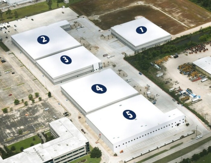 More Photos Of 17221 Aldine Westfield Rd, Houston Distribution For Sale