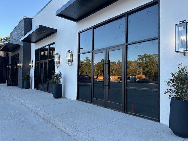 More Photos Of 1316 Sendera Ranch Dr, Magnolia General Retail For Sale