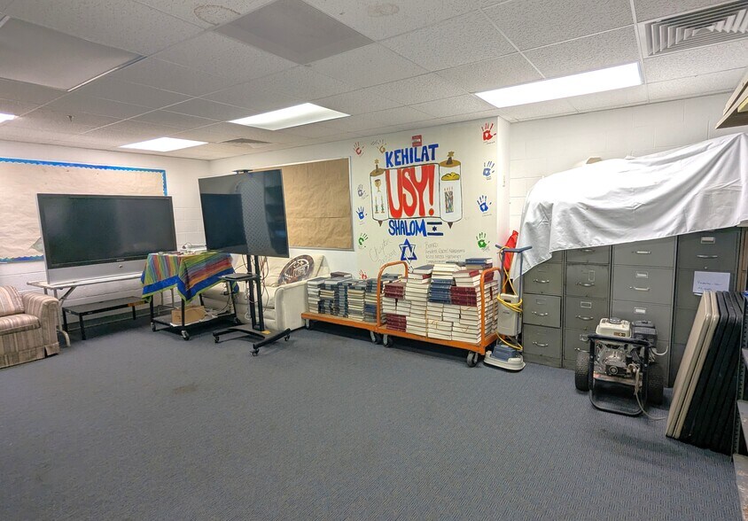 More Photos Of 9915 Apple Ridge Rd, Gaithersburg Religious Facility For Sale