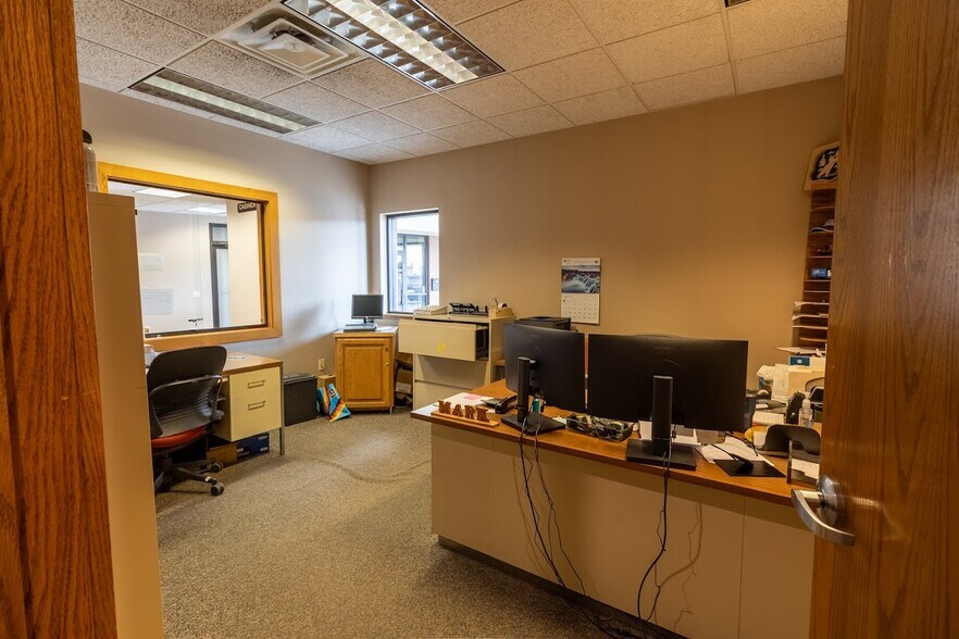 More Photos Of 4051 Chicago Dr SW, Grandville Freestanding For Lease