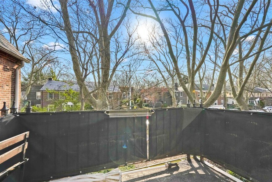 More Photos Of 3930 45th St, Sunnyside Apartments For Sale