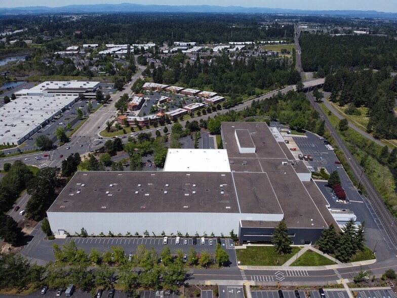 More Photos Of 14523 SW Millikan Way, Beaverton Light Distribution For Lease