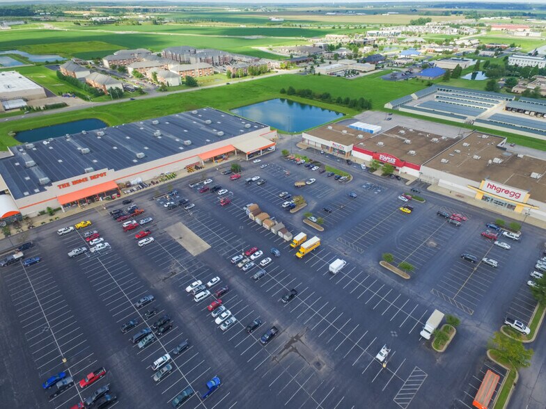 More Photos Of 101-163 N Burkhardt Rd, Evansville Storefront For Lease