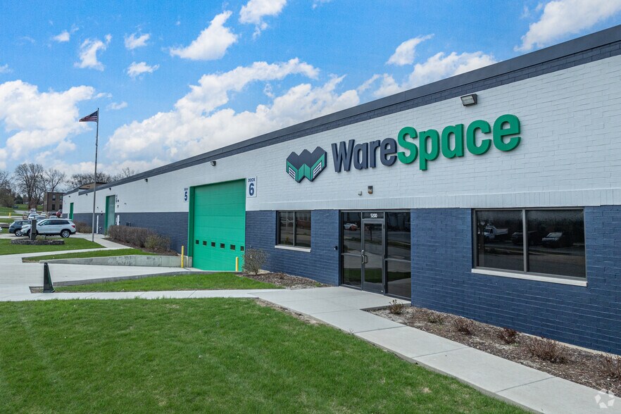 More Photos Of 5200 Thatcher Rd, Downers Grove Warehouse For Lease