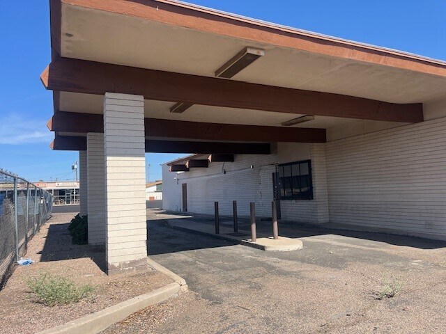 More Photos Of 1444 E Main St, Mesa Freestanding For Sale