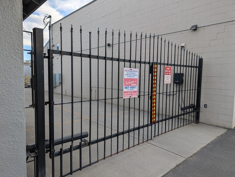 More Photos Of 1815 E Trent Ave, Spokane Auto Repair For Lease