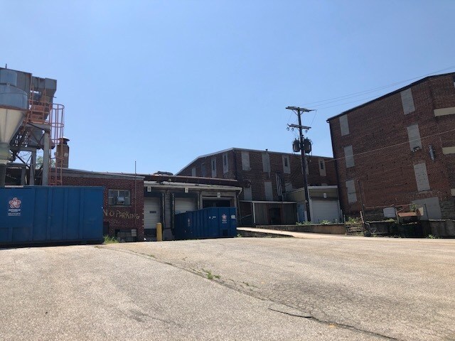 More Photos Of 105 Church Ln, Red Lion Warehouse For Sale