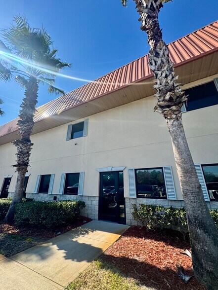 More Photos Of 1230 N US Highway 1, Ormond Beach Flex For Lease