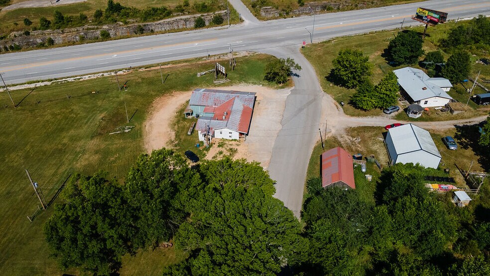 More Photos Of 48 Little Missouri Rd, Jane Restaurant For Sale