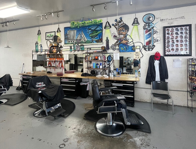 More Photos Of 1032 E Compton Blvd, Compton Storefront For Sale