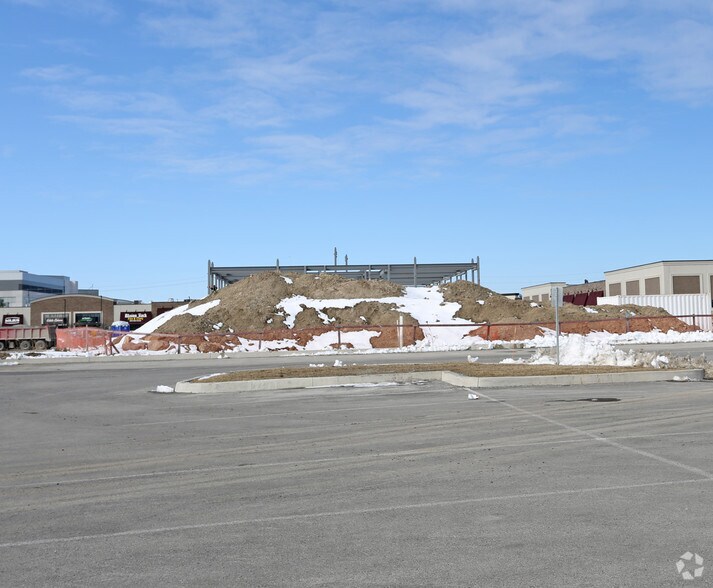 More Photos Of 300 Fourth Ave, St Catharines Apartments For Lease