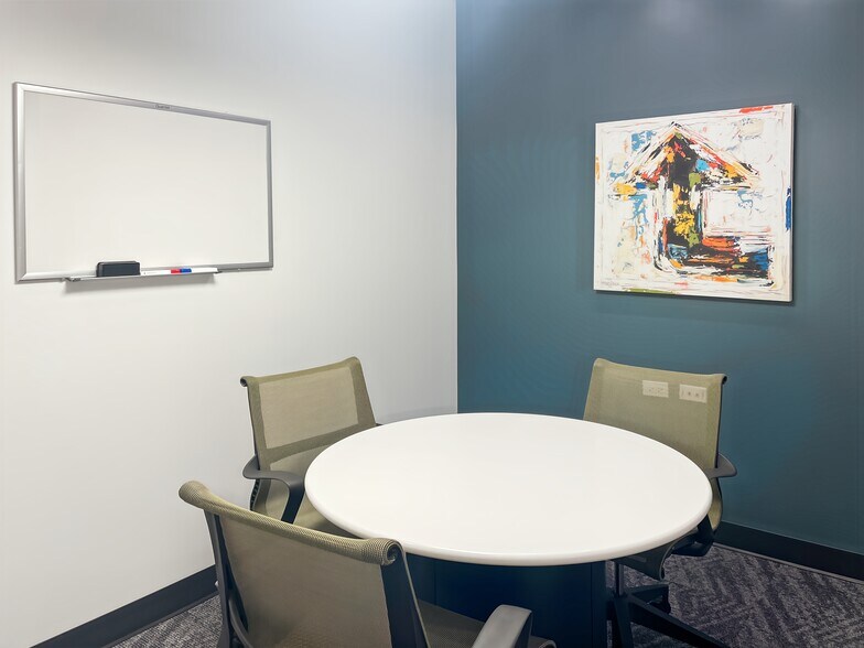 More Photos Of 1790 Hughes Landing Blvd, The Woodlands Coworking Space