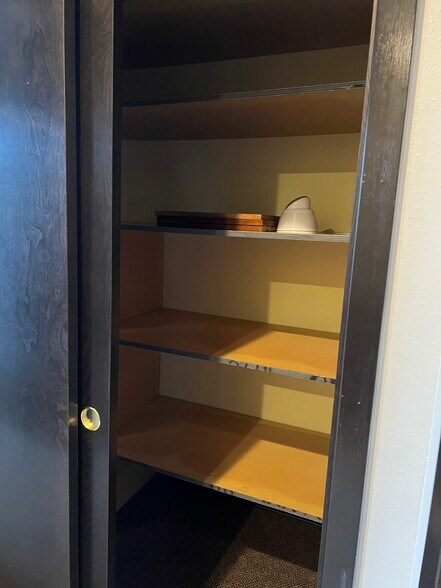 More Photos Of 3204 Smokey Point Dr, Arlington Office For Lease