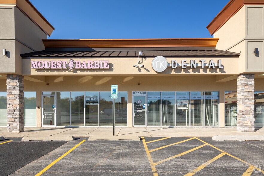 More Photos Of 14402 John Humphrey Dr, Orland Park Unknown For Lease