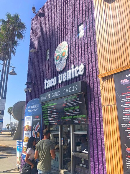 More Photos Of 1815-1827 Ocean Front Walk, Venice Restaurant For Lease