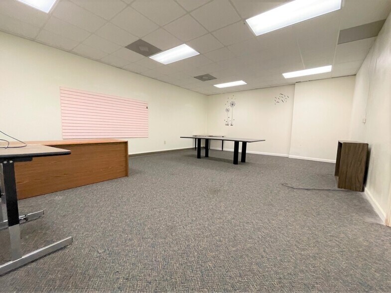 More Photos Of 201 W Morgan St, Wadesboro Office For Sale