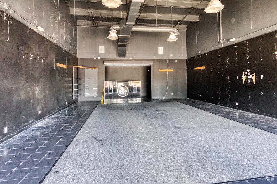 More Photos Of 2525 E Hillsborough Ave, Tampa Unknown For Lease