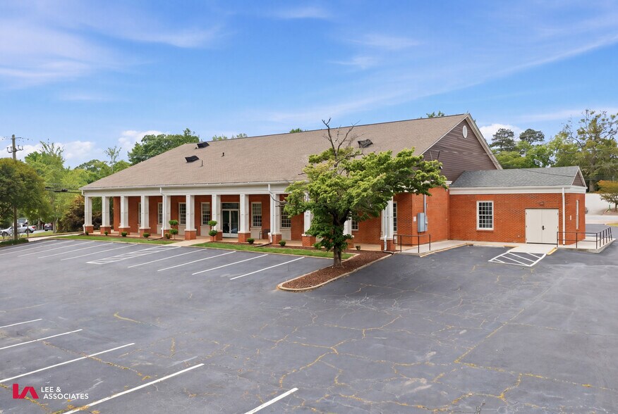 More Photos Of 8458 Campbellton St, Douglasville Office For Lease