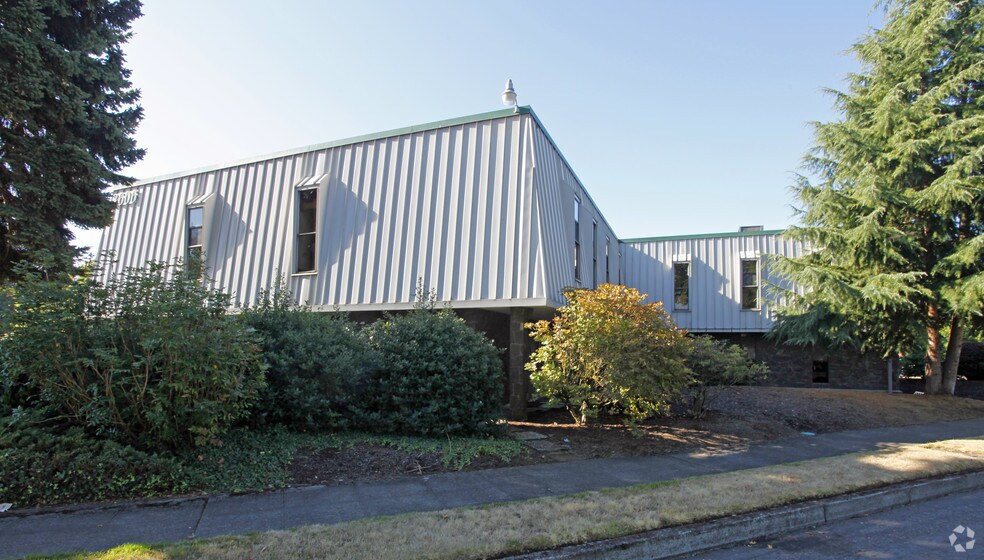 More Photos Of 3600 Main St, Vancouver Medical For Lease